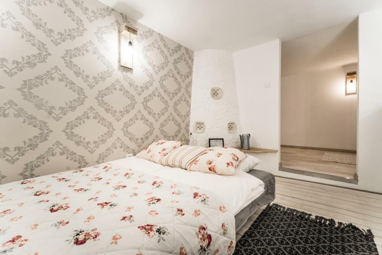 Bpr Vintage Garden Apartment With Terrace & Sauna Budapest Exterior foto