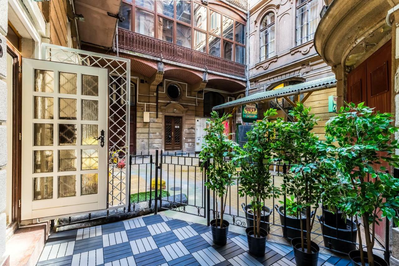 Bpr Vintage Garden Apartment With Terrace & Sauna Budapest Exterior foto